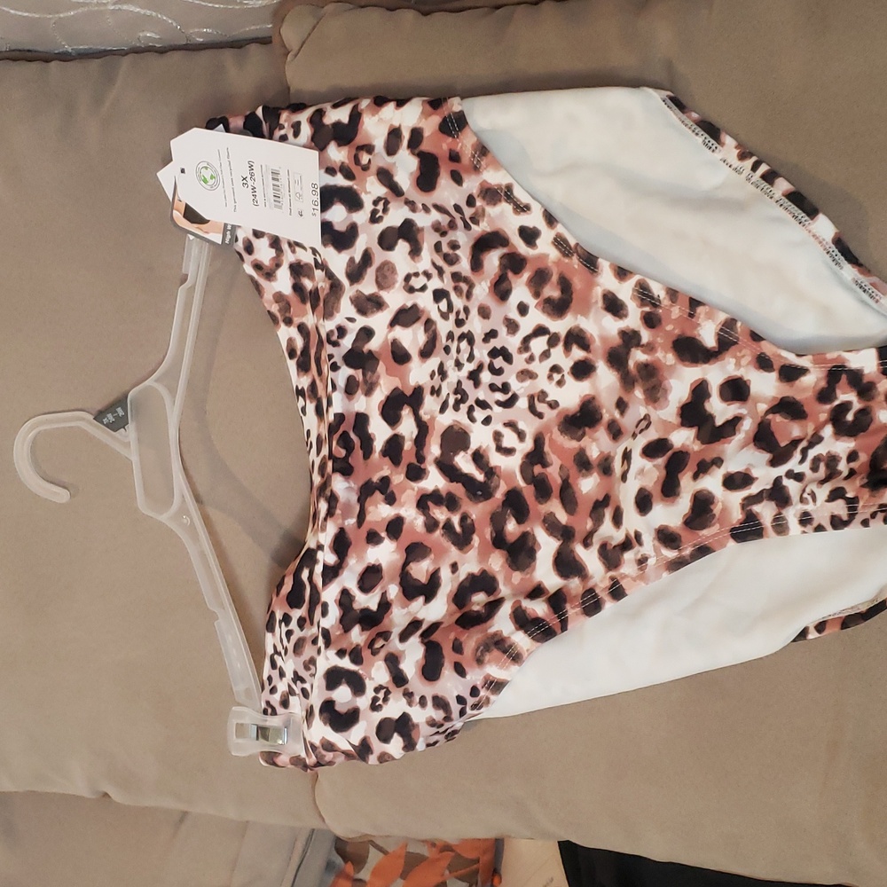 Swim Bottom NWT
